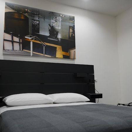 ナポリ Dimora Metro Santacroce Bed & Breakfast エクステリア 写真
